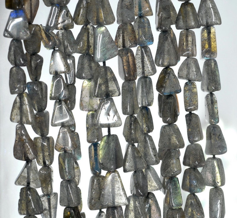 6x5-9x5mm Grey Labradorite Gemstone Triangle Nugget Loose Beads 14-15 Inch Full Strand (90184966-898) 6x5-9x5mm Grey Labradorite Gemstone Triangle Nugget Loose Beads 14-15 Inch Full Strand (90184966-898)