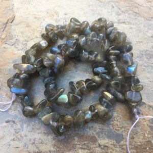 Labradorite Chip Beads, 16 inch strand, 7 to 10 mm