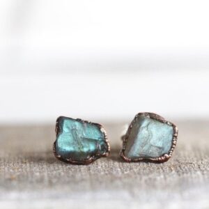 Raw Labradorite Studs - Labradorite Earrings - Raw Stone Copper Earrings Raw Labradorite Studs - Labradorite Earrings - Raw Stone Copper Earrings