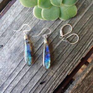 Sale! Slender Smooth Labradorite earrings.  Silver labradorite earrings.
