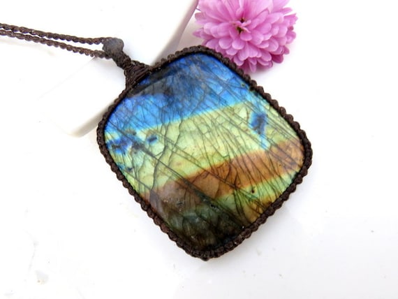 Labradorite Necklace, High Quality Labradorite, Vitality Gemstone, Wiccan Jewelry, Wiccan Necklace, Celestial Necklace, Statement