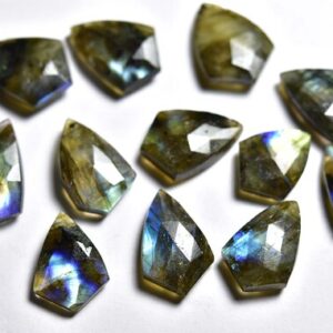 10 Pcs,natural Beautiful Labradorite Faceted Tie Shape Side Drilled Briolettes,size Is 10x15-12x17mm #1003