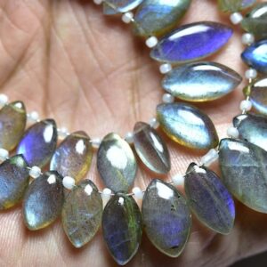 12 Pcs,super Quality Natural Marquise Labradorite Smooth Plain Briolettes,blue Flashes Labradorite ,size Is 6x10-8x15mm #923
