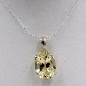 Labradorite Pendant, Big and Bold Huge Yellow Oval 16x12mm 9 + carats, set in 925 Sterling Silver, 18 inch Sterling Silver Chain included Labradorite Pendant, Big and Bold Huge Yellow Oval 16x12mm 9 + carats, set in 925 Sterling Silver, 18 inch Sterling Silver Chain included