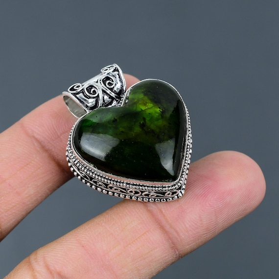 Green Fire Labradorite Heart Pendant: 925 Sterling Silver Handmade Jewelry Green Fire Labradorite Heart Pendant: 925 Sterling Silver Handmade Jewelry
