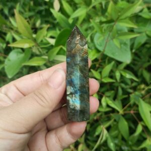 AAA Grade Labradorite Wand: Polished Reiki Healing Crystal