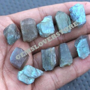 10 Piece Rough Labradorite: Natural Flashy Gemstone Crystals (16-20 Mm)