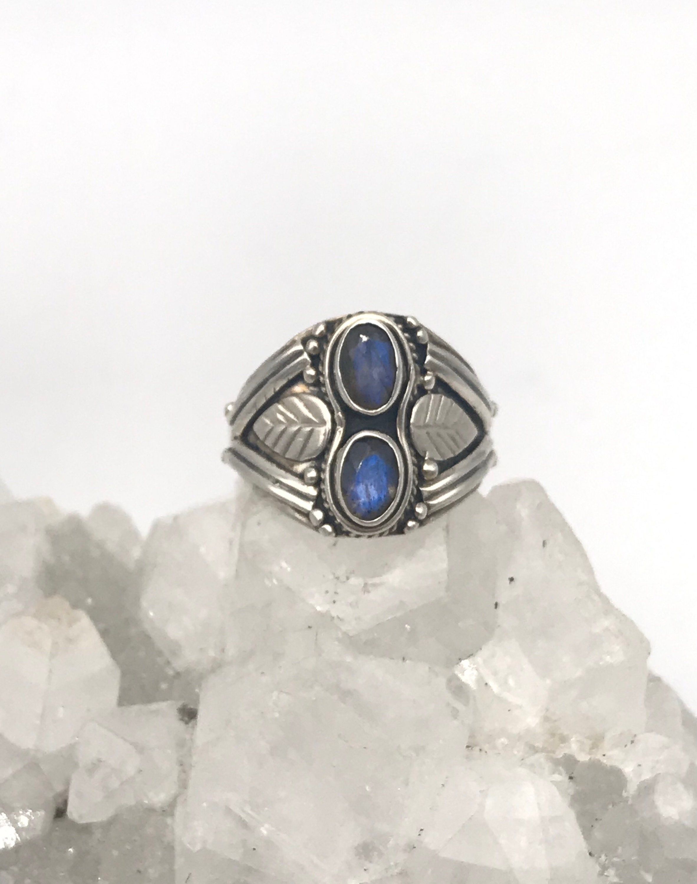 Beautiful Labradorite Ring, Size 8 Beautiful Labradorite Ring, Size 8