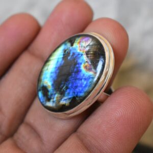 Handmade 925 Silver Labradorite Ring - Blue Spectrolite Design Handmade 925 Silver Labradorite Ring - Blue Spectrolite Design