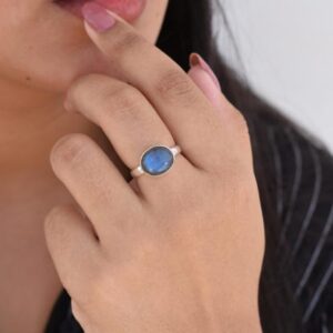 Natural Labradorite Ring, Sterling Silver Ring, Oval Gemstone, Silver Band Ring, Women Ring, Party Wear Ring, Statement Ring, Gift For Wife