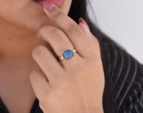 Natural Labradorite Ring, Sterling Silver Ring, Oval Gemstone, Silver Band Ring, Women Ring, Party Wear Ring, Statement Ring, Gift For Wife