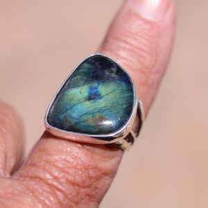 SPECTROLITE RING, Size 10, Intense Rainbows Of Color, Deep Blue With Golden, Labradorite, Fiery Spectrolite, One Of a Kind, Sterling Silver