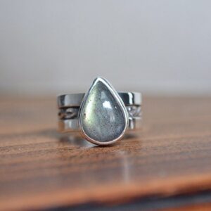 Labradorite Wide Ring, Labradorite Wide Band Ring, Labradorite Ring, Labradorite, Sterling Silver, Wide Band, Wide Band Ring, Pattern Ring
