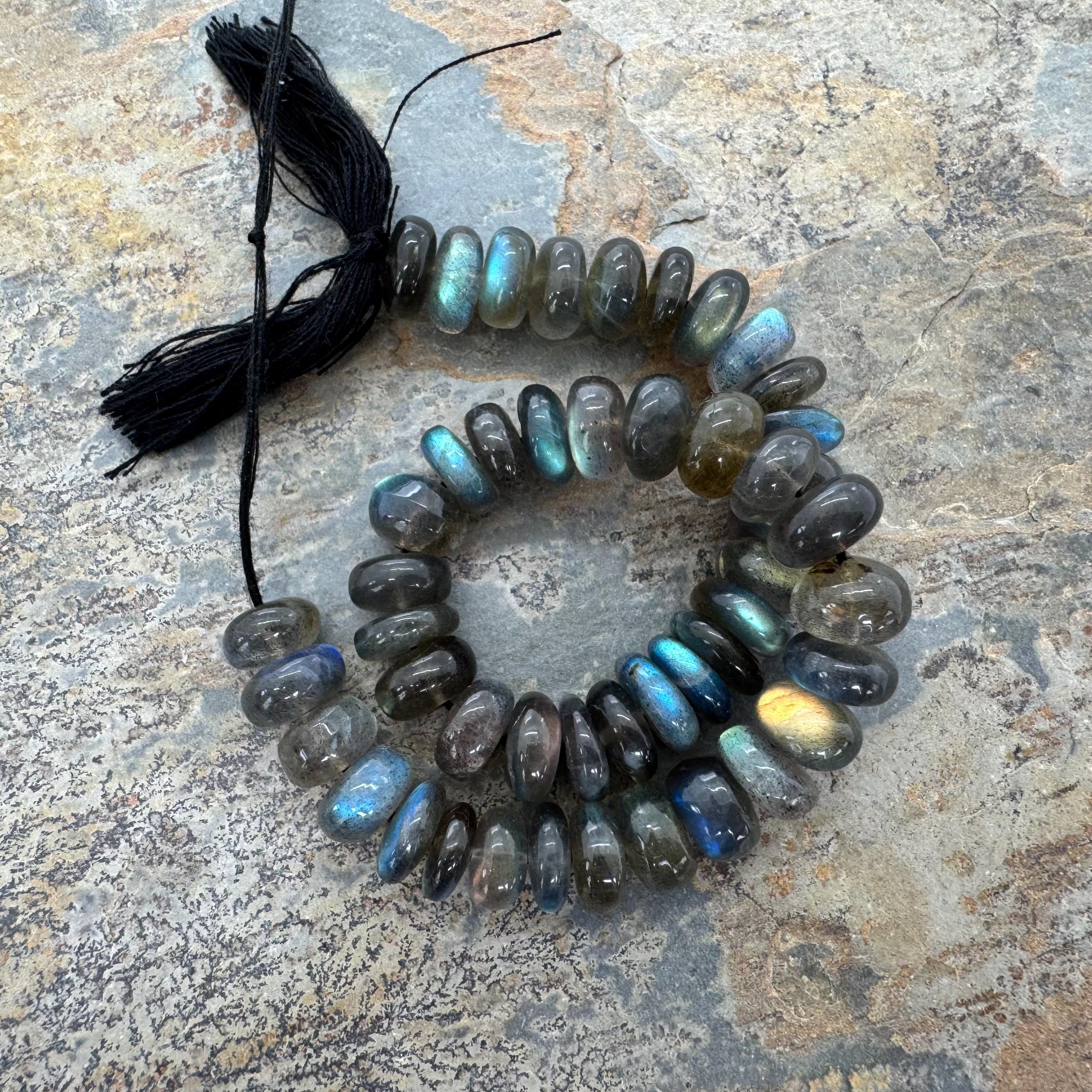 Labradorite Rondelles, Blue Flash, 8.5 X 3.5 To 4.5mm, 8.5 Inch Strand Labradorite Rondelles, Blue Flash, 8.5 X 3.5 To 4.5mm, 8.5 Inch Strand