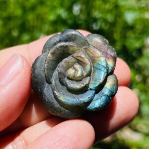 Labradorite Crystal Rose: Carved Rainbow Flash Stone (18.4g)