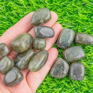 1 pc Natural Labradorite Medium Large Tumbled Stone- 0.8-1.5 inch 1 pc Natural Labradorite Medium Large Tumbled Stone- 0.8-1.5 inch
