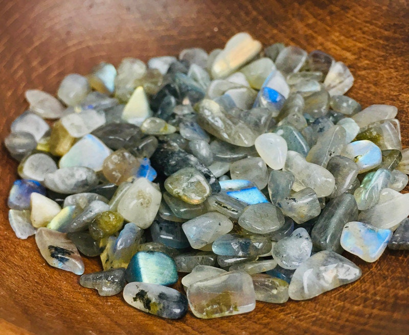 100g Tumbled Labradorite Crystal: Small Polished Gemstone Lot 100g Tumbled Labradorite Crystal: Small Polished Gemstone Lot