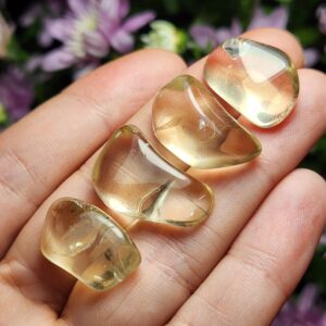 Golden Labradorite Crystal - Polished Golden Labradorite - Labradorite Stone - Tumbled Golden Labradorite - Natural Golden Labaradorite Golden Labradorite Crystal - Polished Golden Labradorite - Labradorite Stone - Tumbled Golden Labradorite - Natural Golden Labaradorite