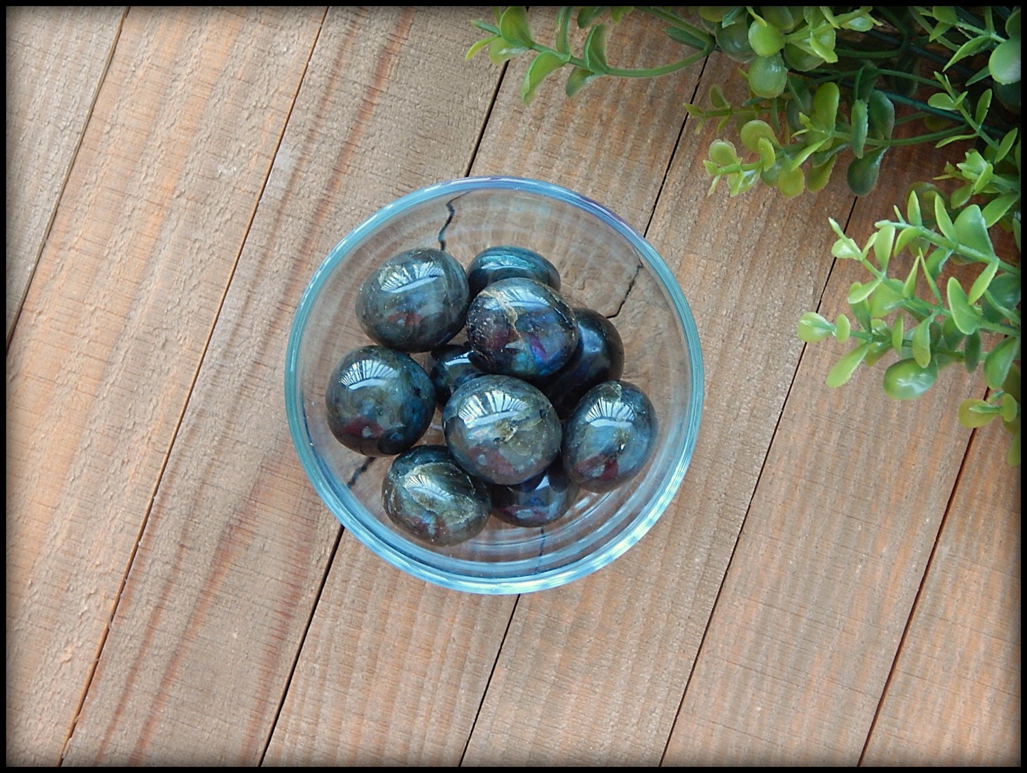 Tumbled Hi-flash Labradorite Tumbled Hi-flash Labradorite