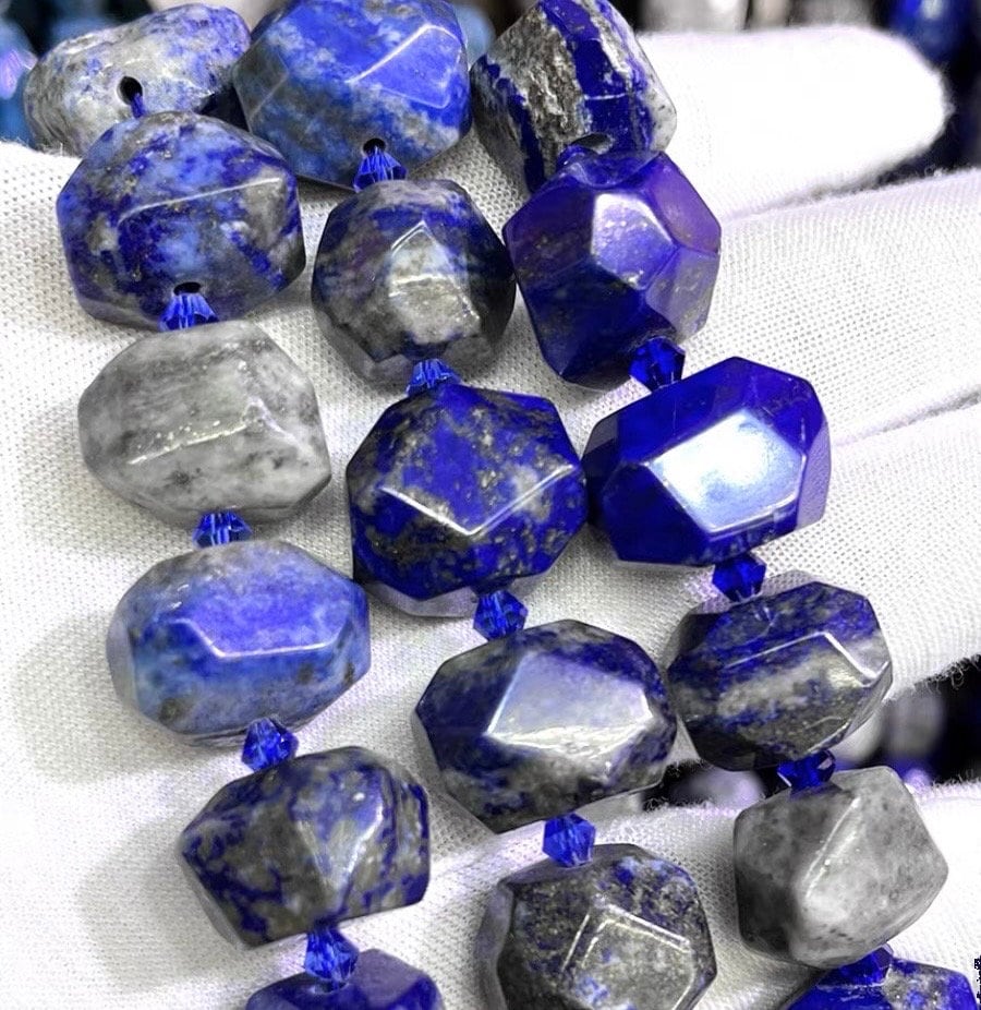 13×18mm Natural Lapis Lauzil Nugget Stone Loose Beads,diy Bracelet Necklace Jewelry Accessories, 15 Inches One Strand 13×18mm Natural Lapis Lauzil Nugget Stone Loose Beads,diy Bracelet Necklace Jewelry Accessories, 15 Inches One Strand