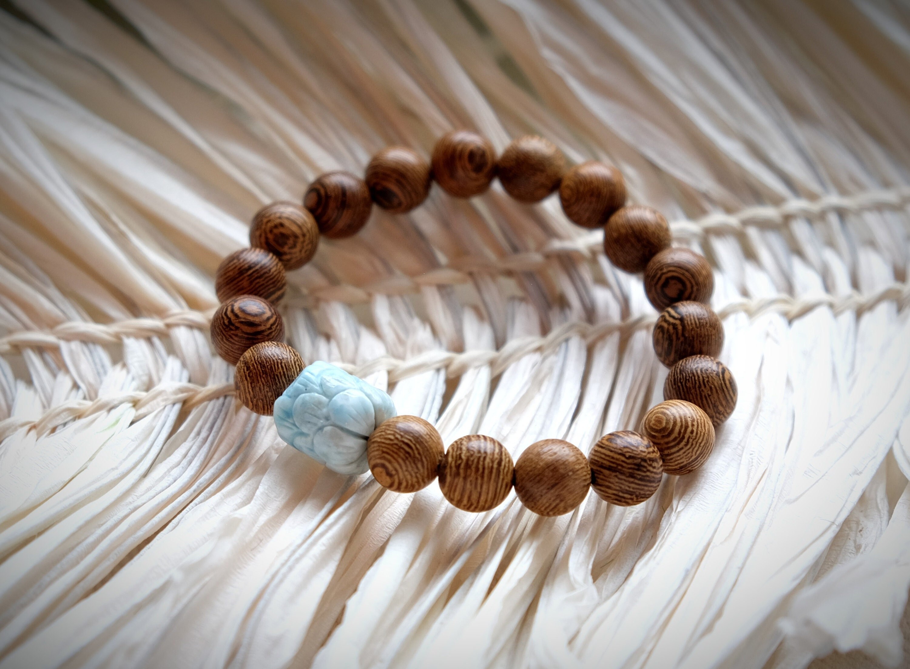 Aaa+ Carved Flower Larimar 10mm Wenge Wood Bead Stretch Bracelet Aaa+ Carved Flower Larimar 10mm Wenge Wood Bead Stretch Bracelet