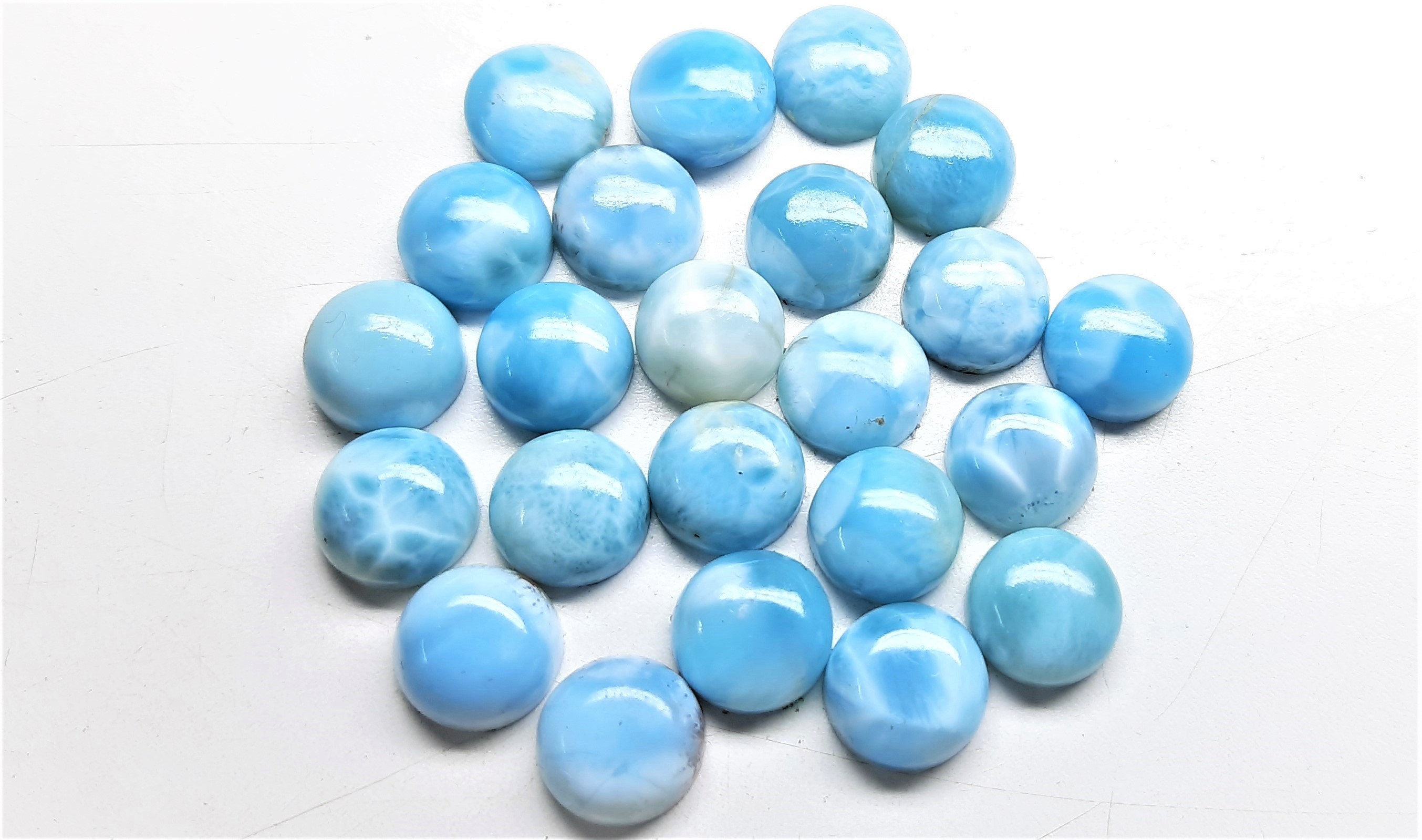 Aaa Blue Larimar Round Cabochon: Natural Gemstone (10x10 To 20x20 Mm)