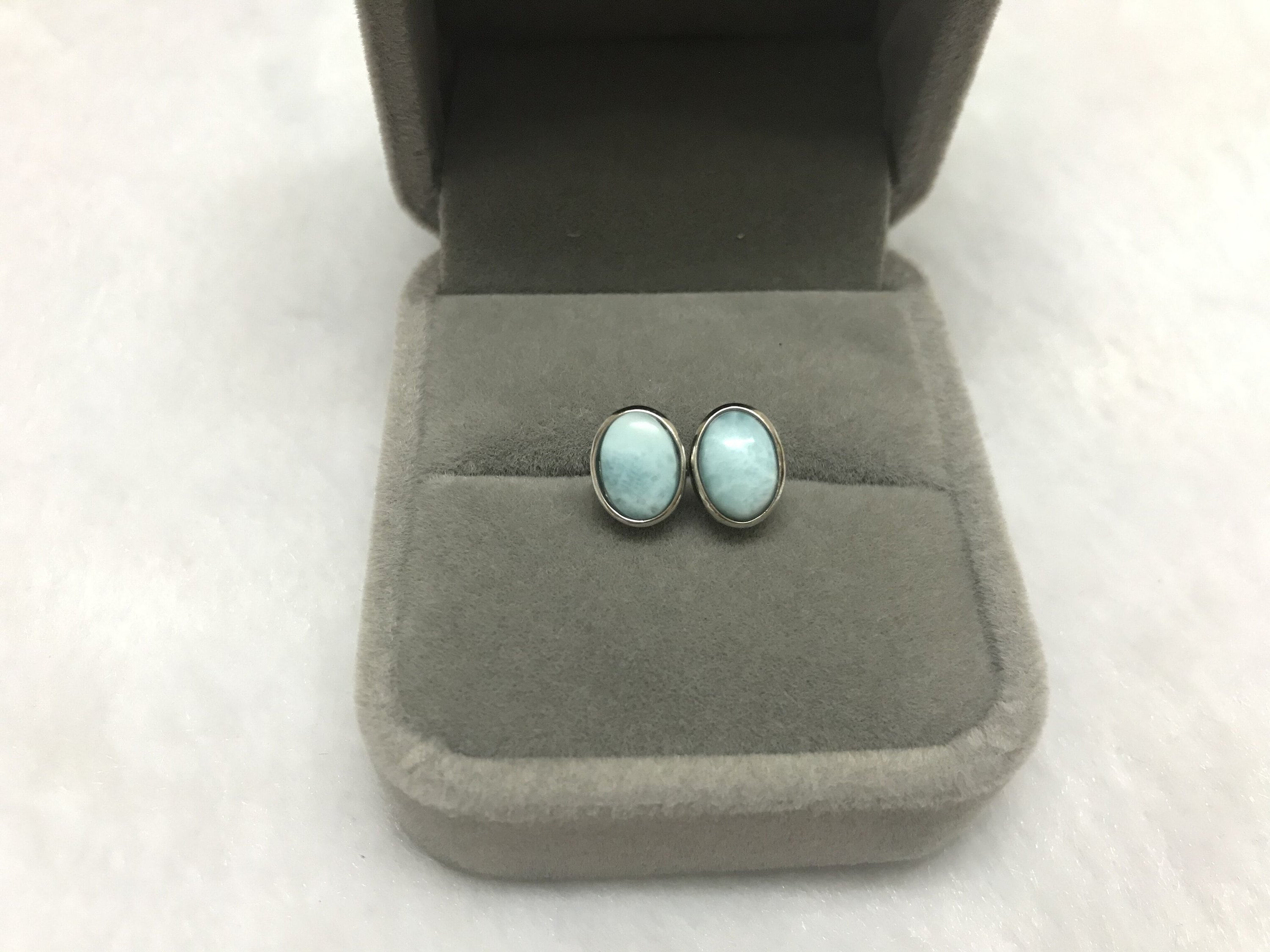 Natural 7x9mm Oval Blue Larimar Genuine Gemstone Stud Earrings---1 Pair (2pcs) Natural 7x9mm Oval Blue Larimar Genuine Gemstone Stud Earrings---1 Pair (2pcs)
