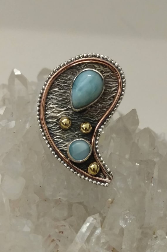 Three-tone Abstract Paisley Larimar Ring, Size 7 1/2