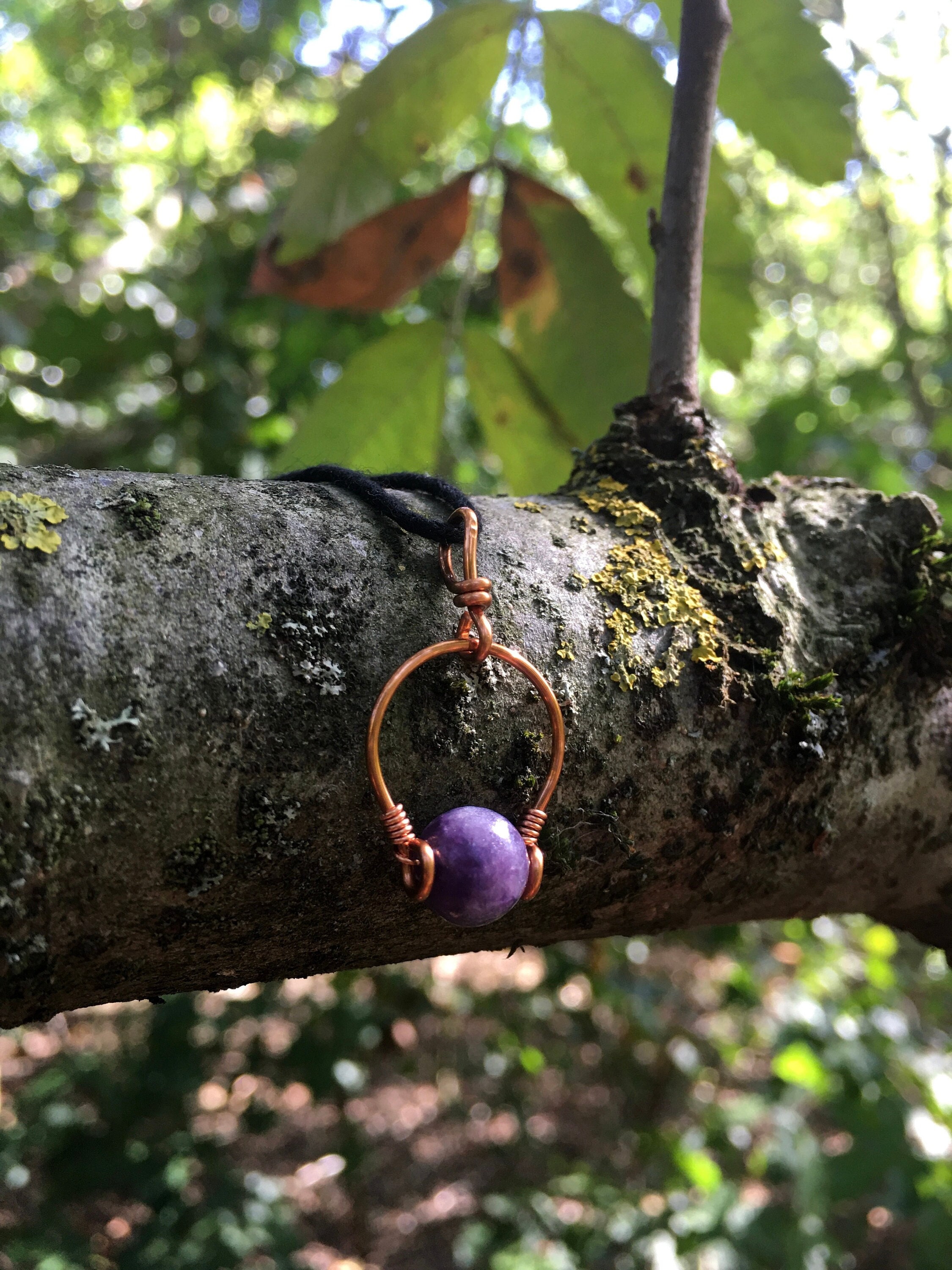 Lepidolite Pendant Necklace: Jewellery