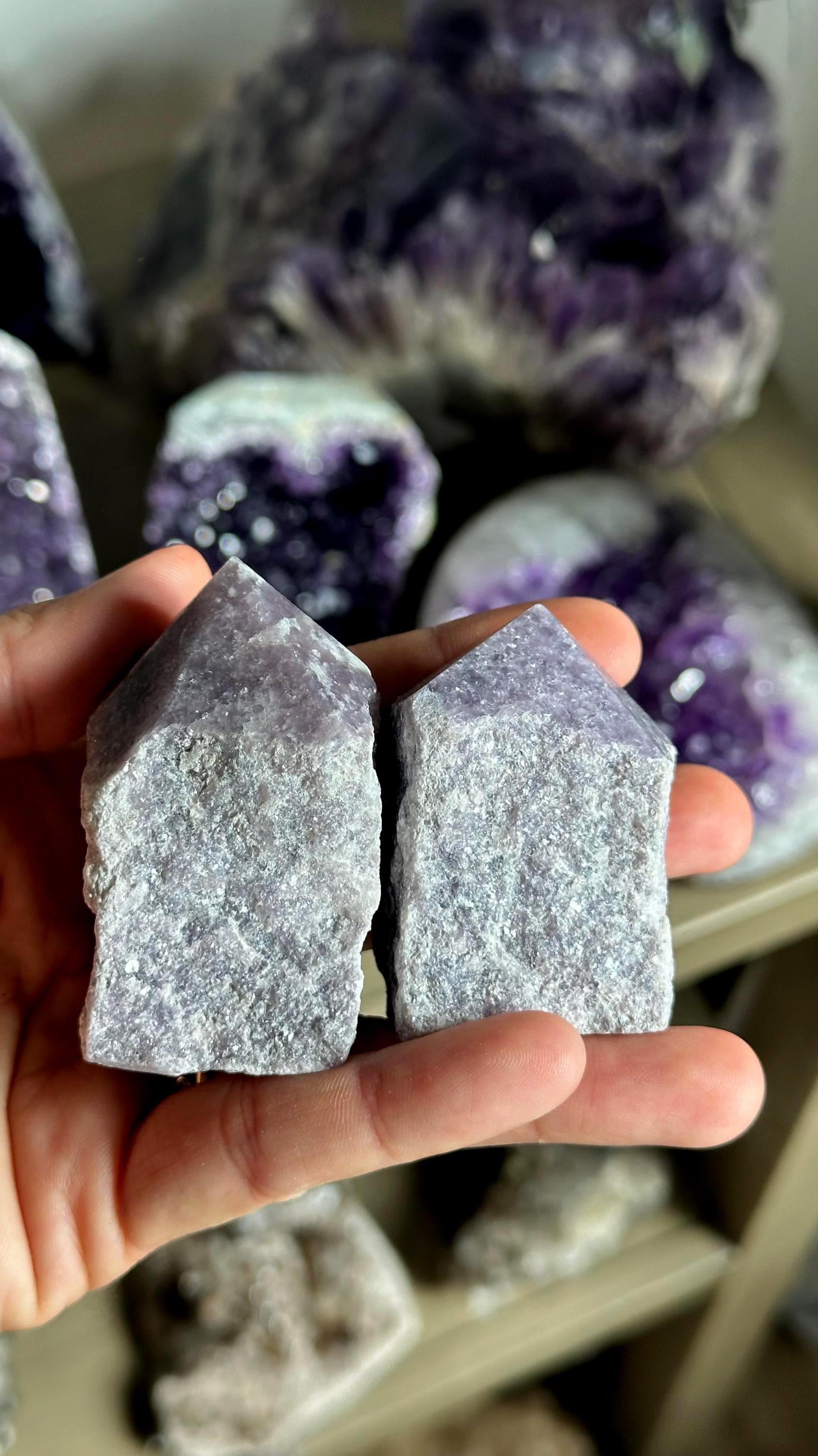 One Lepidolite Point