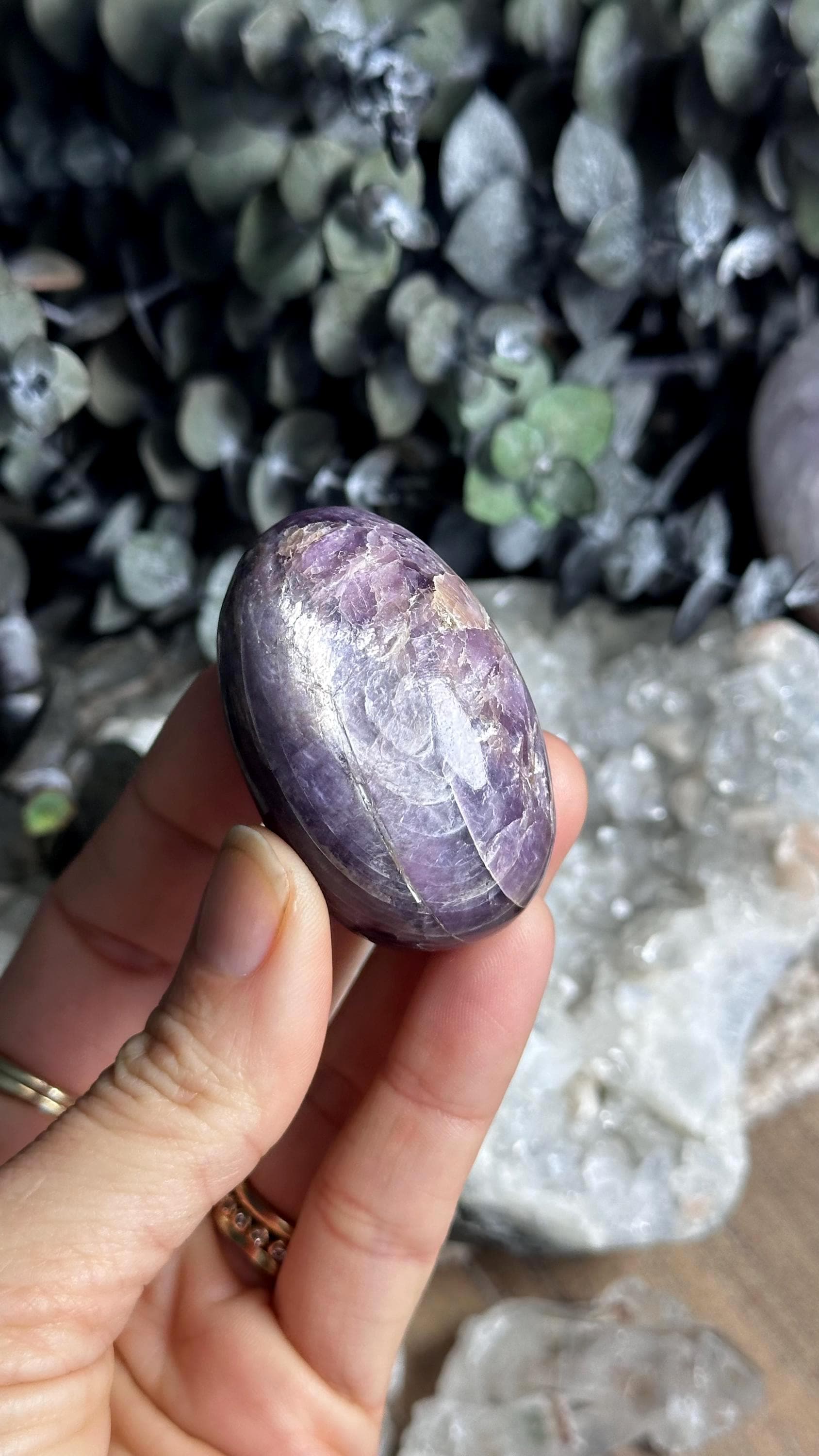 Gem Lepidolite Shiva Palm Stone, Gemmy, Flashy 74g
