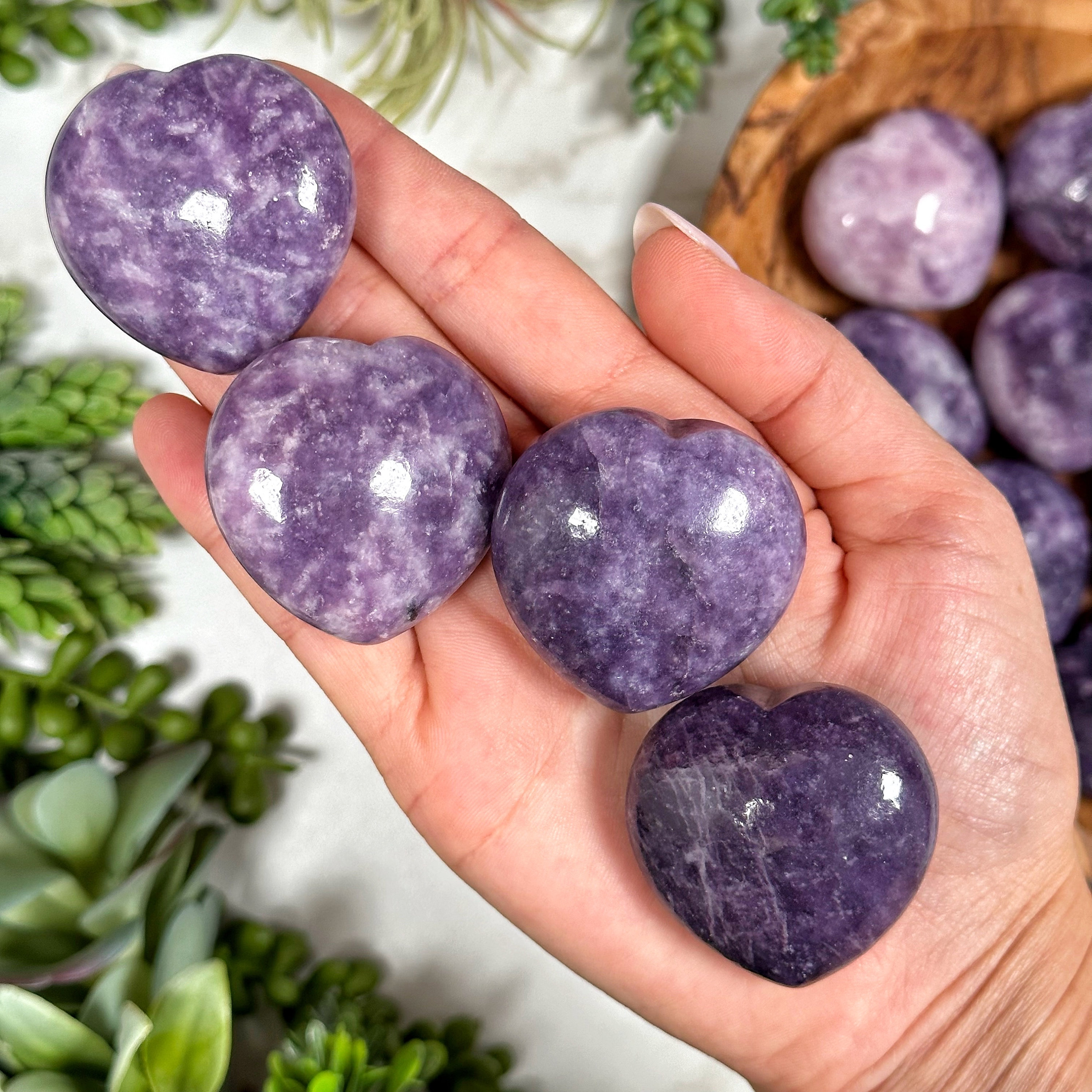 Lepidolite Heart | 45g | - No. 856 (polished Purple Crystal Carving, Crown Chakra, Healing Stone, Intuition)