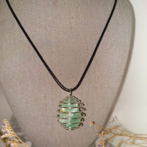 Love of Green! Green Calcite Crystal Necklace - Lovely Green Beauty! Natural Green Calcite Crystal Necklace - Powerful Heart Stone! Power! Love of Green! Green Calcite Crystal Necklace - Lovely Green Beauty! Natural Green Calcite Crystal Necklace - Powerful Heart Stone! Power!