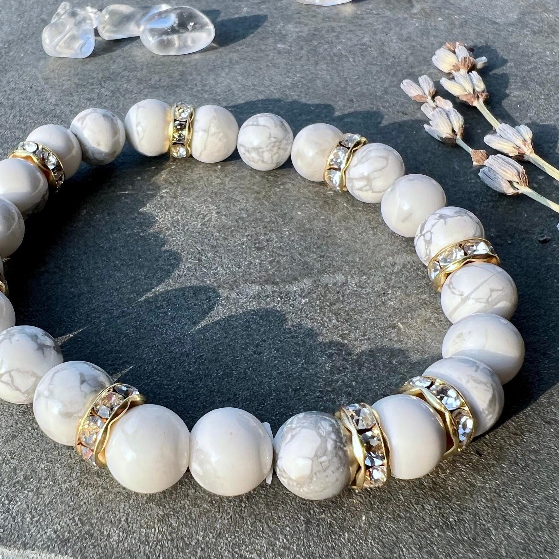 White Magnesite Bracelet With Sparkly Golden Rondelles