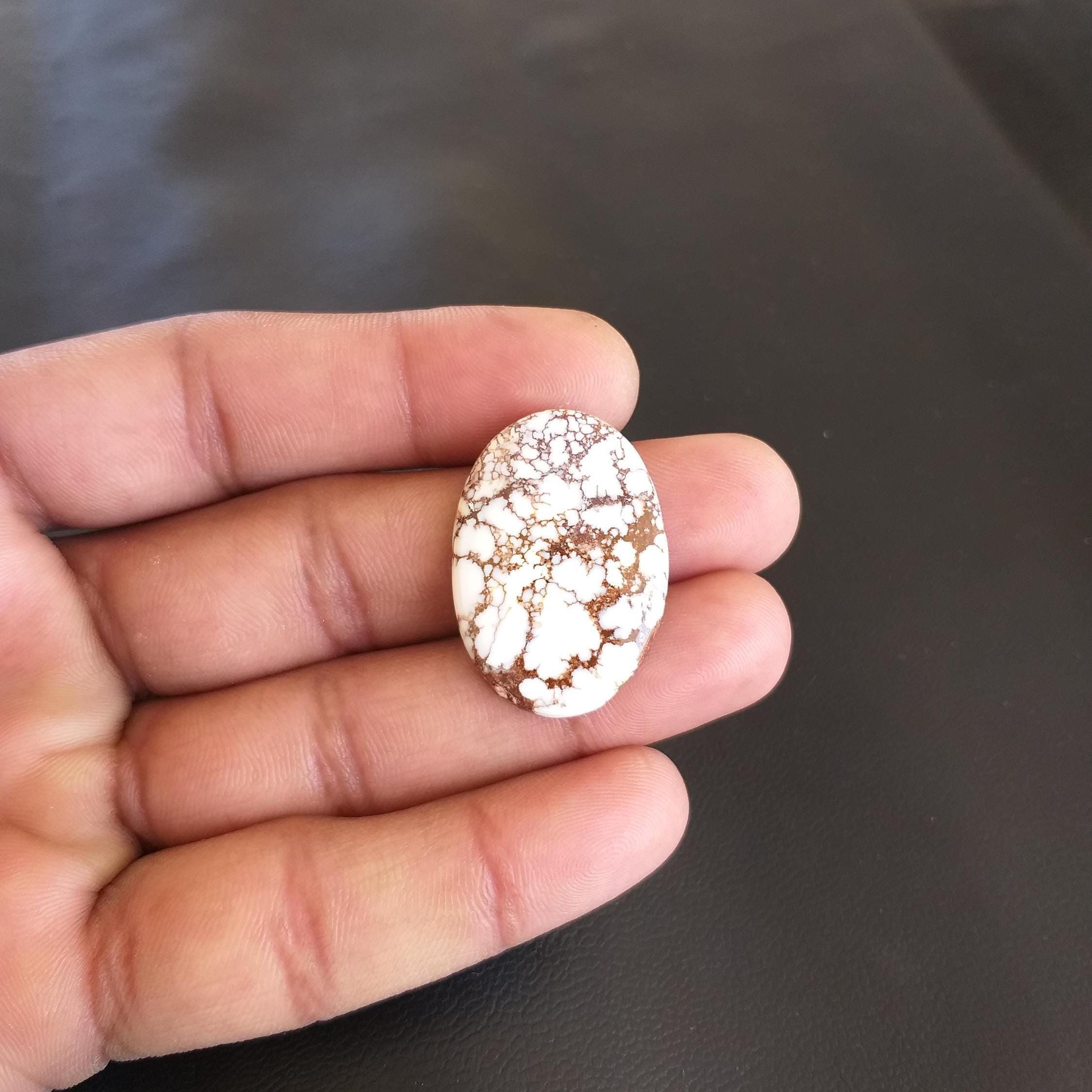 Wild Horse Magnesite Cabochon: Oval Gemstone For Pendant (32x22x5 Mm, 25 Carat
