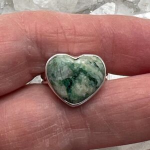 Magnesite with Fuchsite Heart Ring, Size 5 1/2