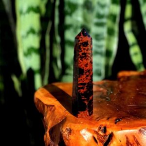 Mahogany Obsidian tower - "The Warrior's Stone" - volcanic glass