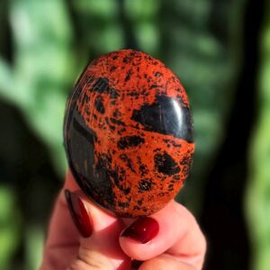 Mahogany Obsidian palm stone - "The Warrior's Stone" - volcanic glass Mahogany Obsidian palm stone - "The Warrior's Stone" - volcanic glass