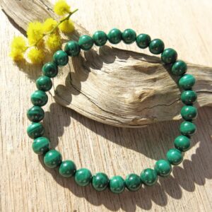 Malachite Bracelet Emerald Green: Holistic Healing Gemstone Malachite Bracelet Emerald Green: Holistic Healing Gemstone