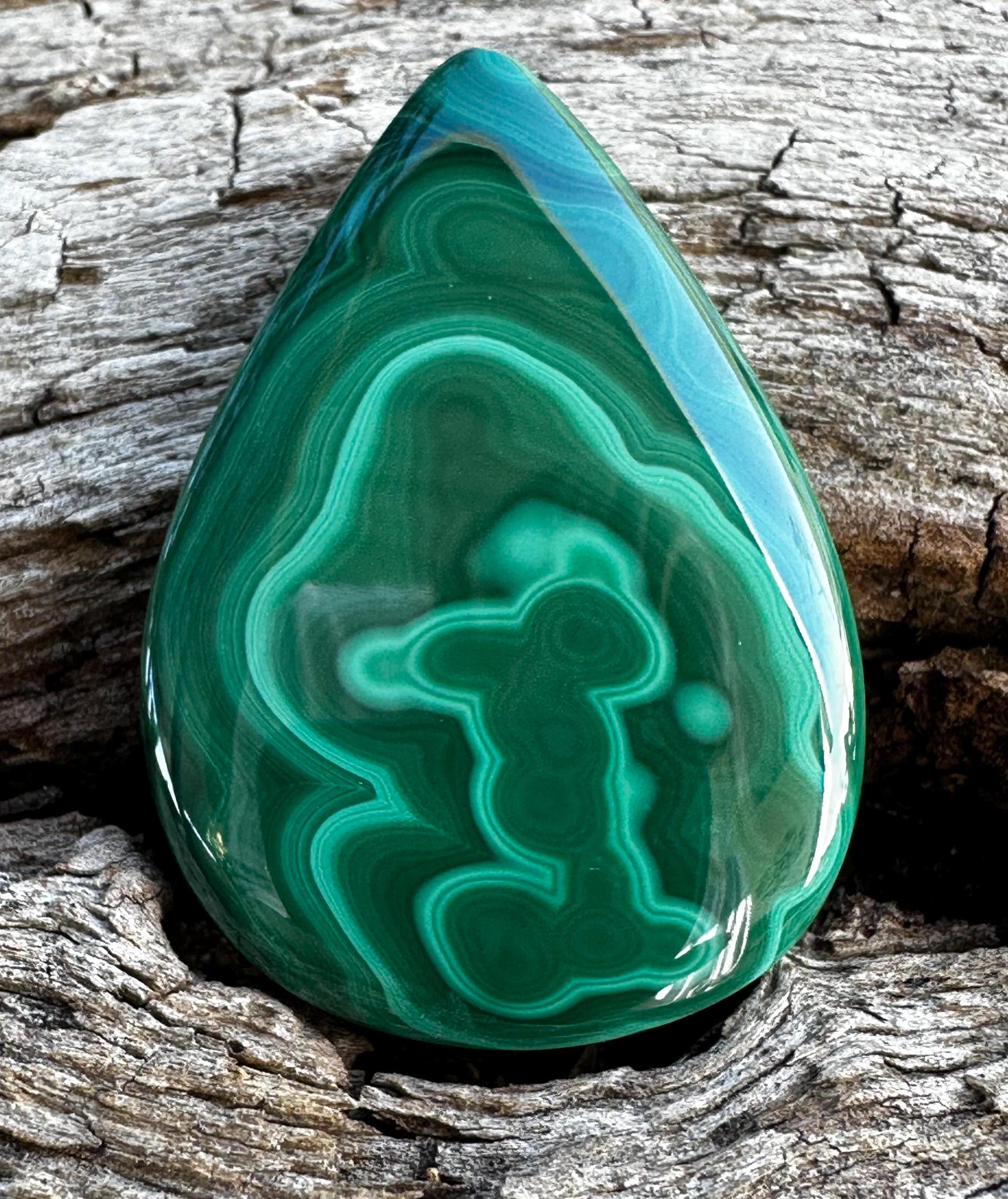 Polished Green Malachite Cabochon: Healing Crystal Stone