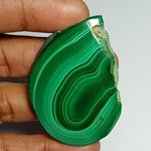 Malachite Slice Cabochon: Loose Gemstone, 170cts. 52x35mm.