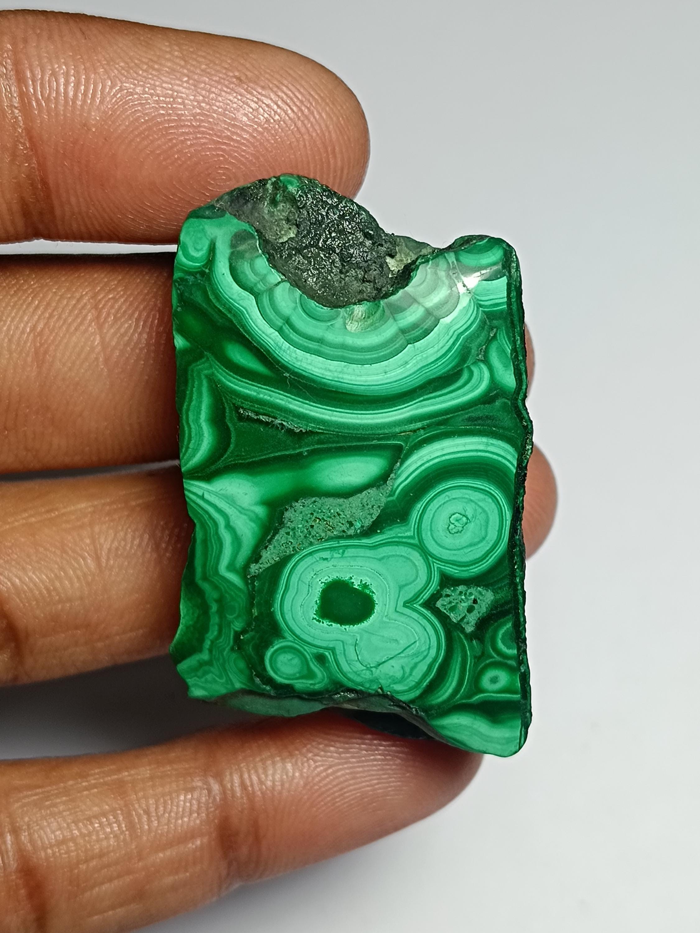 Malachite Slice Cabochon: Loose Gemstone, 202cts Malachite Slice Cabochon: Loose Gemstone, 202cts
