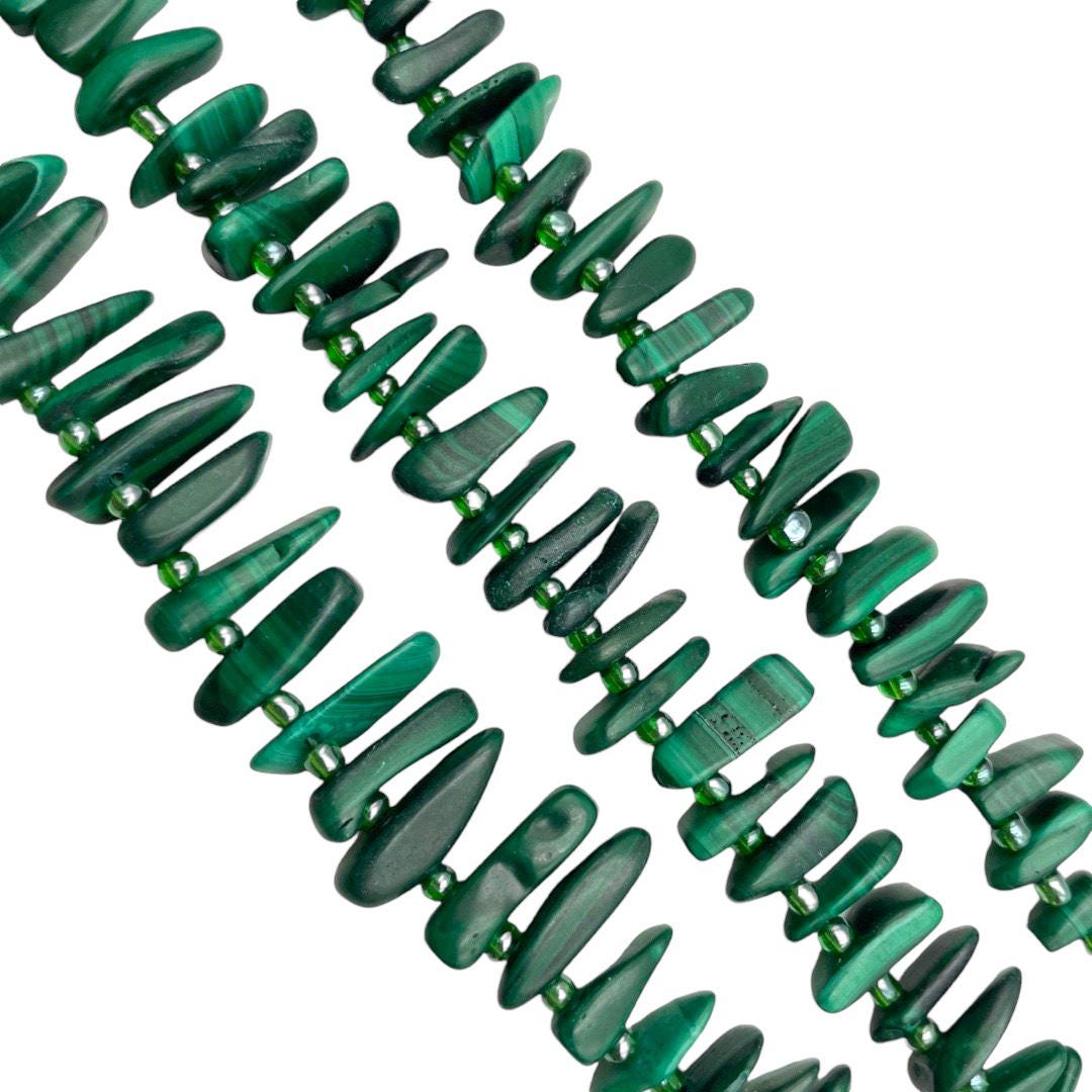 Natural Malachite Pebble Slice Stick Points Size 10-22mm 15.5'' Strand Natural Malachite Pebble Slice Stick Points Size 10-22mm 15.5'' Strand