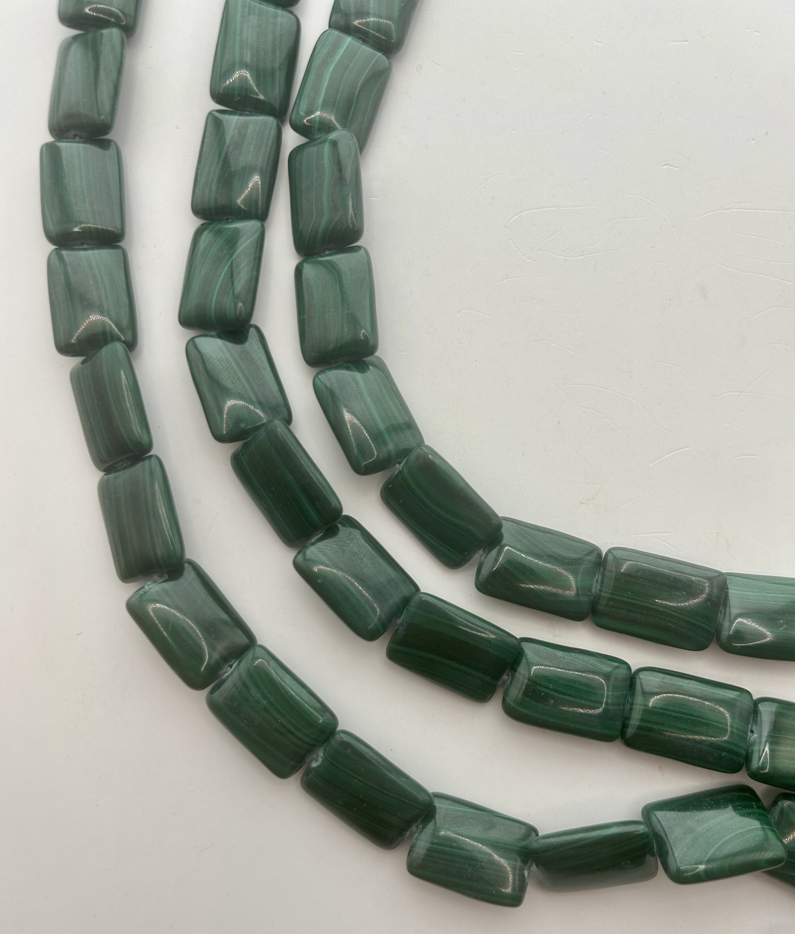 13x18mm Flat Rectangle Malachite Gemstone Beads. Full 15" Strand Of Banded Green Malachite Pillow Shaped Beads, Approx. 22 Per Strand.