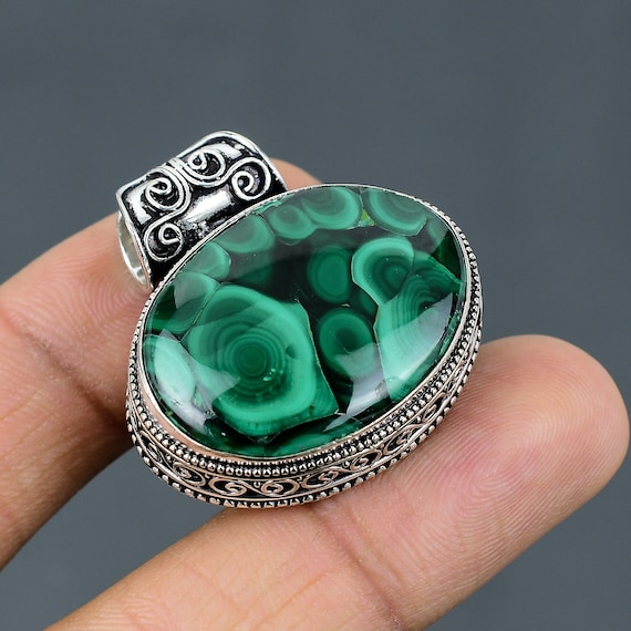 Handmade Oval Malachite Pendant: Vintage 925 Sterling Silver Jewelry