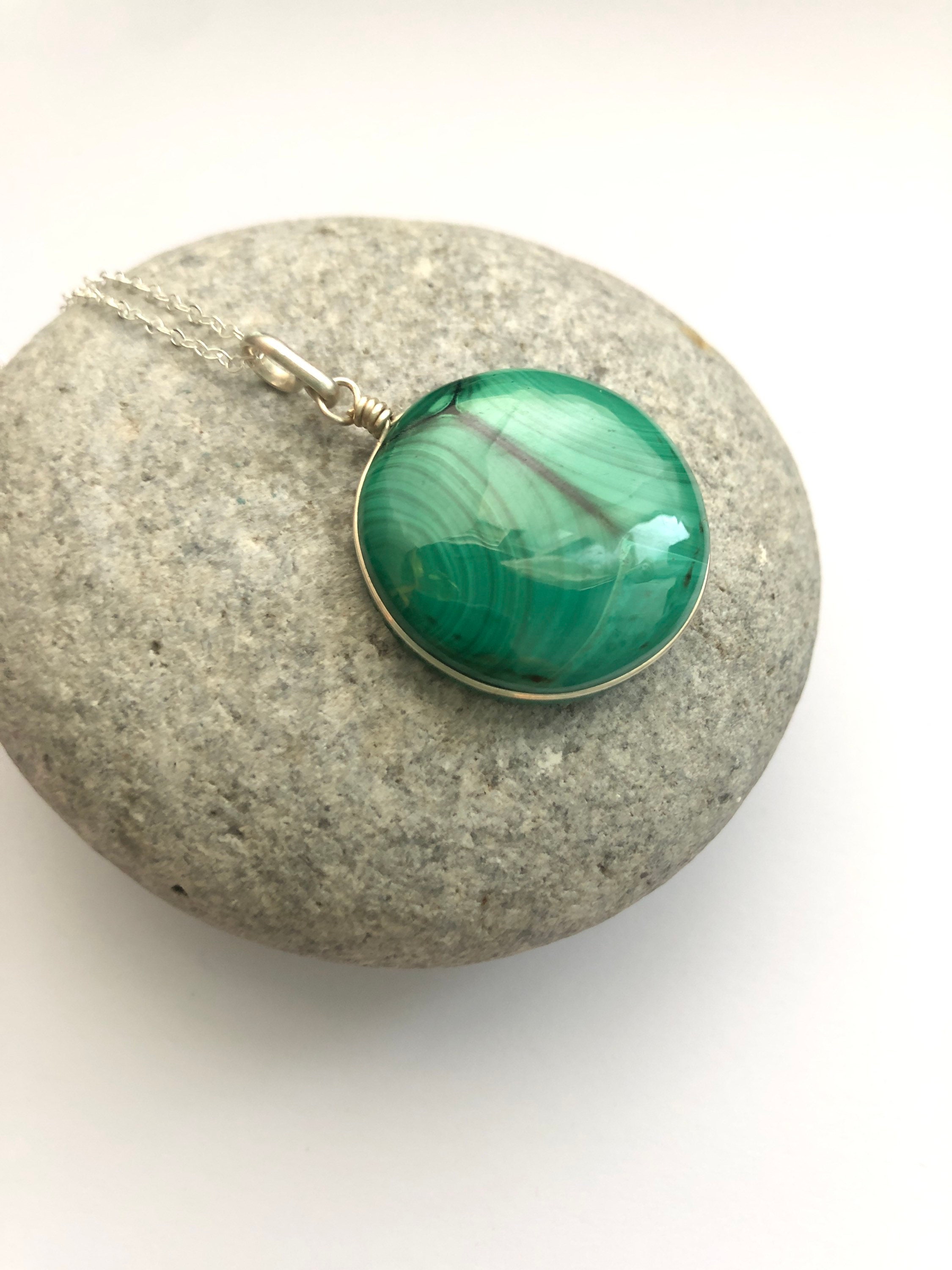 Malachite Pendant, Natural Malachite Gemstone, Round Malachite Pendant, Green Stone, Men's Pendant, Malachite Necklace, Boho, Healing, Gift