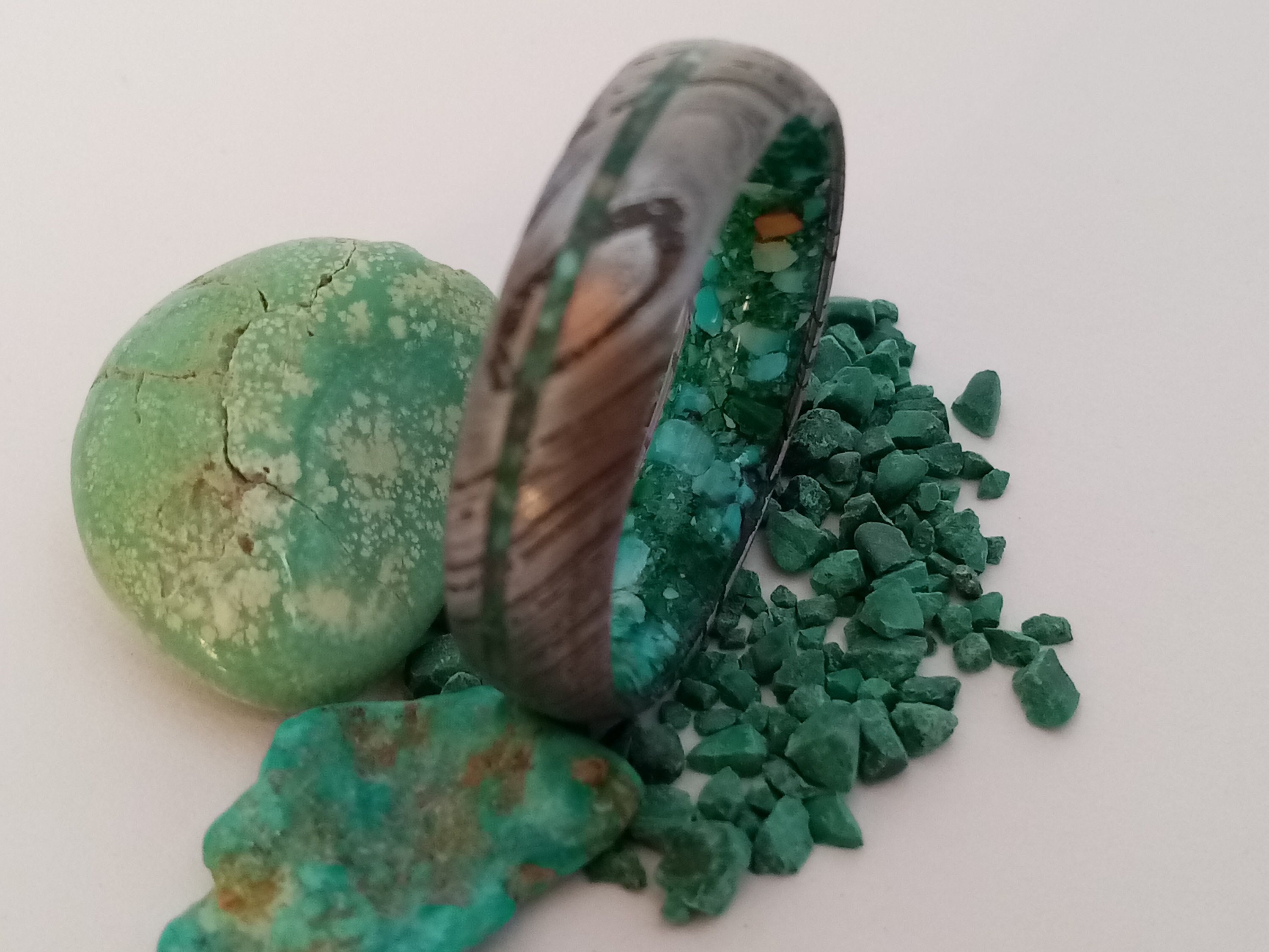 Handmade Damascus Steel Ring: Turquoise & Malachite Raw Stone Band