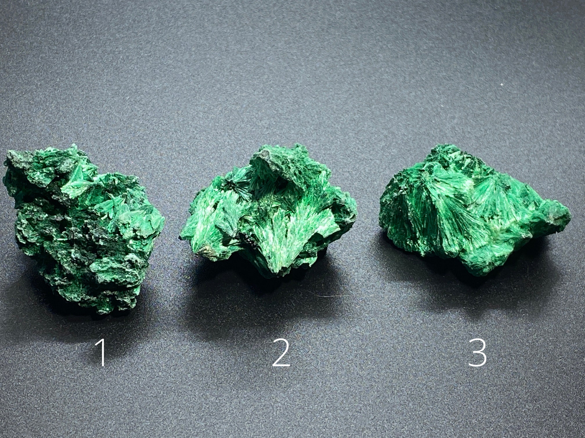 High Quality Fibrous  Raw Malachite Gemstone