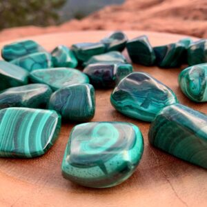 Malachite Tumbled Large | UNCONDITIONAL LOVE STONE Malachite Tumbled Large | UNCONDITIONAL LOVE STONE