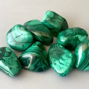 Malachite Palm Stone, Malachite Tumbled Stone, Nutural Malachite, Crystal, Mineral, malachite Gemstone, Malachite Specimen, TP01-26 Malachite Palm Stone, Malachite Tumbled Stone, Nutural Malachite, Crystal, Mineral, malachite Gemstone, Malachite Specimen, TP01-26